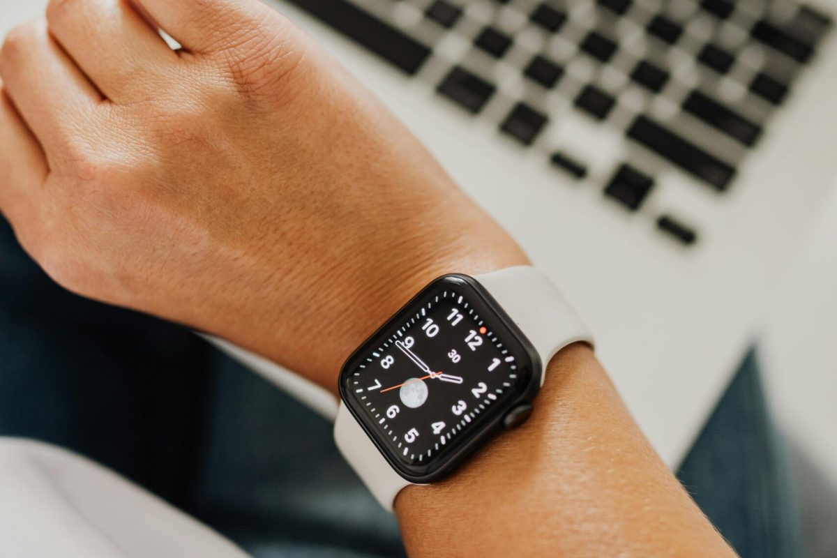 pexels-karola-g-5237704